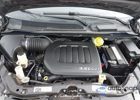 2014 Chrysler Town & Country Touring-L 30Th Anniversary из США, поврежденный, VIN 2C4RC1CG7ER330356